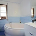 Casa Com Piscina 10 Pessoas - 5 Min Da *