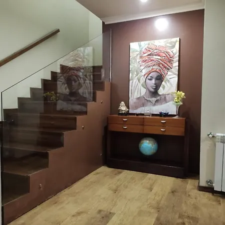 Casa Com Piscina 10 Pessoas - 5 Min Da Villa *