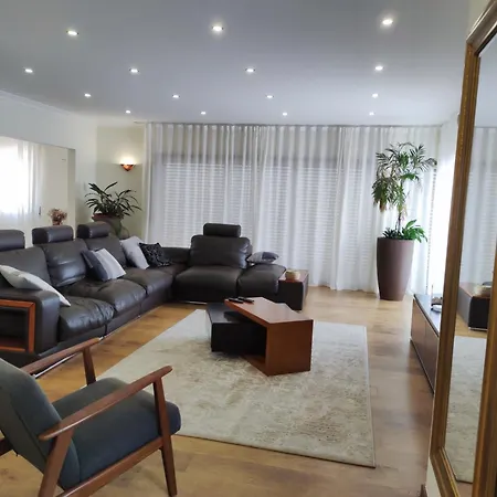 Casa Com Piscina 10 Pessoas - 5 Min Da *