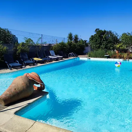 Villa Casa Com Piscina 10 Pessoas - 5 Min Da *