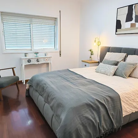 Casa Com Piscina 10 Pessoas - 5 Min Da *